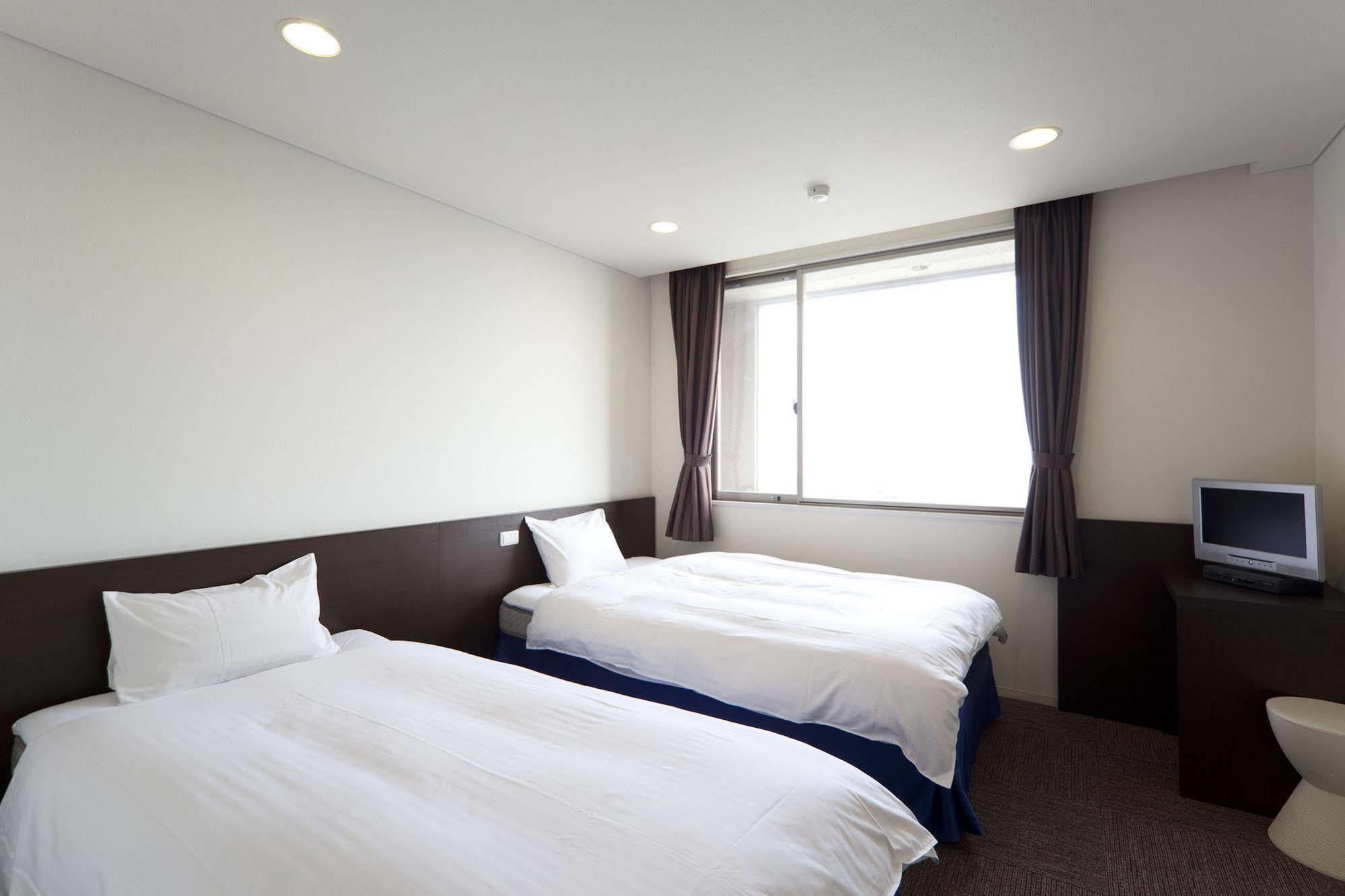 Hotel Athena Kaigetsu Awaji Esterno foto