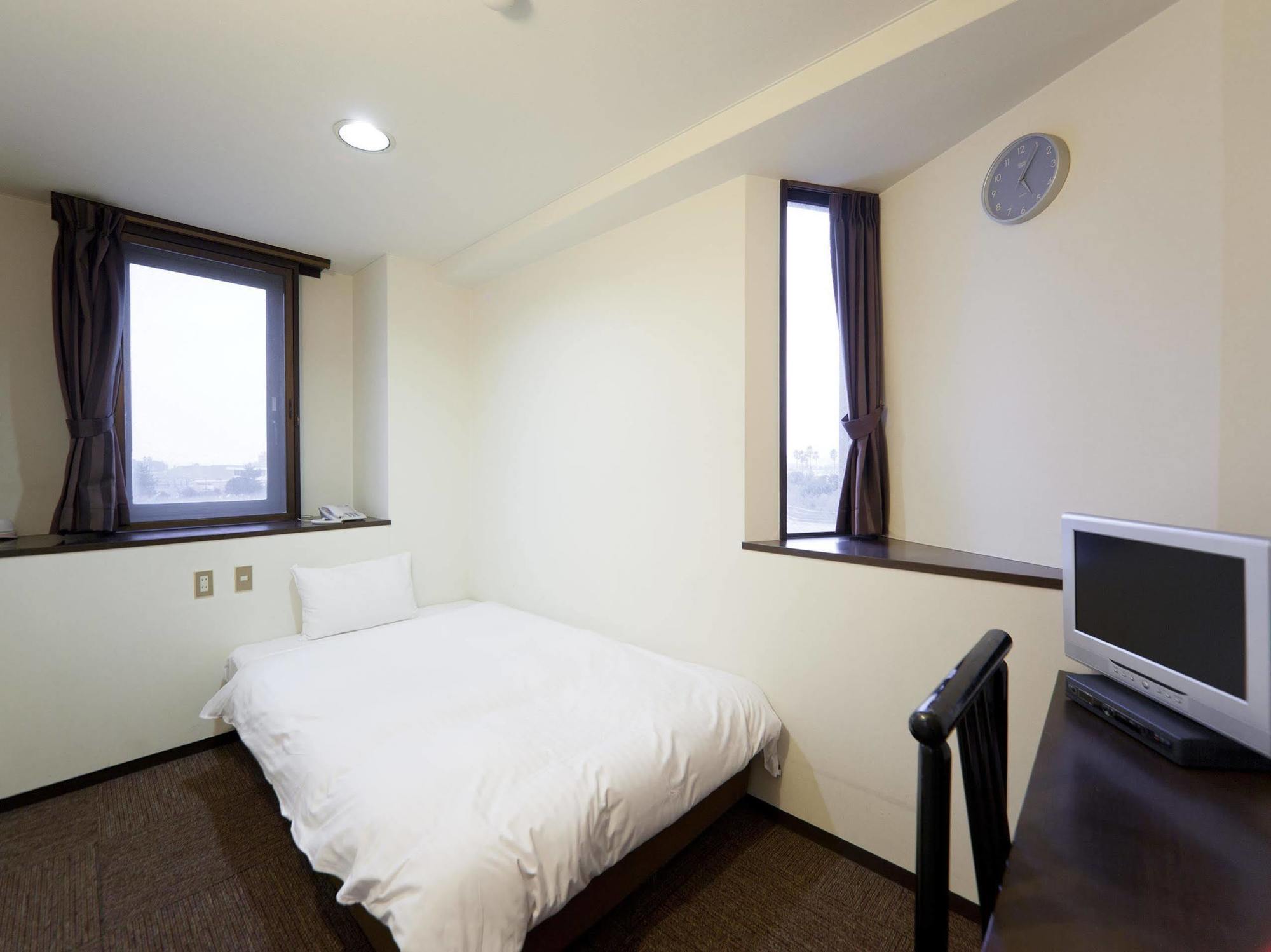 Hotel Athena Kaigetsu Awaji Esterno foto